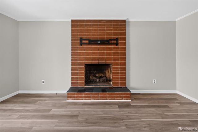 27754 Townley Avenue, Madison Heights, MI 48071
