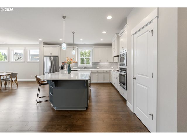 7503 Ne 172ND Pl, Vancouver, WA 98682