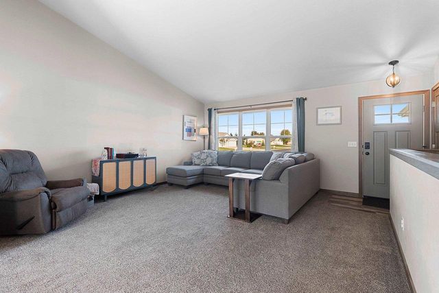 1290 BRENDA LANE, Neenah, WI 54956