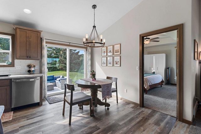 1290 BRENDA LANE, Neenah, WI 54956