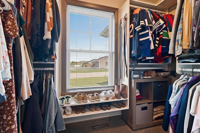 1290 BRENDA LANE, Neenah, WI 54956