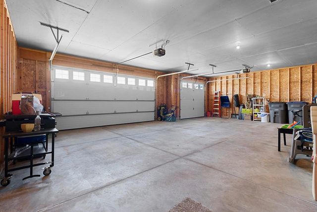 1290 BRENDA LANE, Neenah, WI 54956