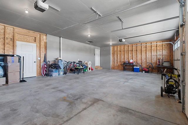 1290 BRENDA LANE, Neenah, WI 54956