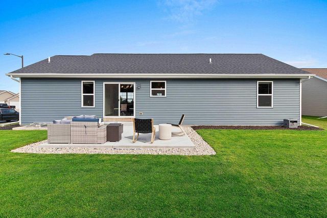 1290 BRENDA LANE, Neenah, WI 54956