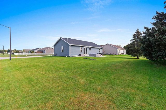 1290 BRENDA LANE, Neenah, WI 54956