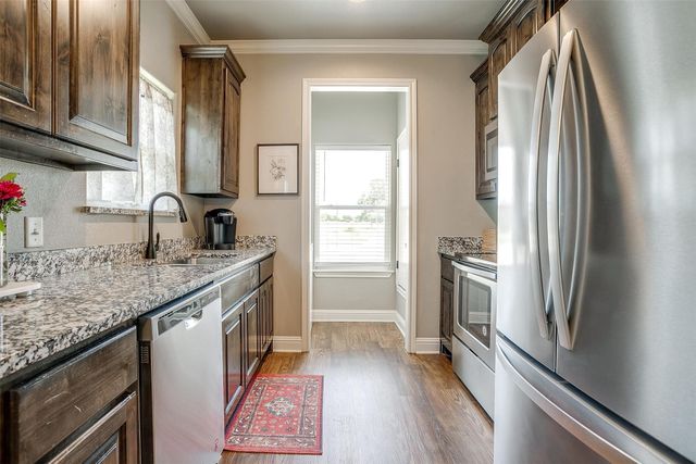 2708 James Road, Granbury, TX 76049