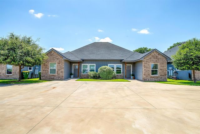 2708 James Road, Granbury, TX 76049