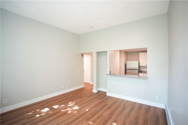 366 main Street 105, Warren, RI 02885