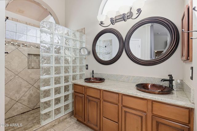 4319 E TETHER Trail, Phoenix, AZ 85050