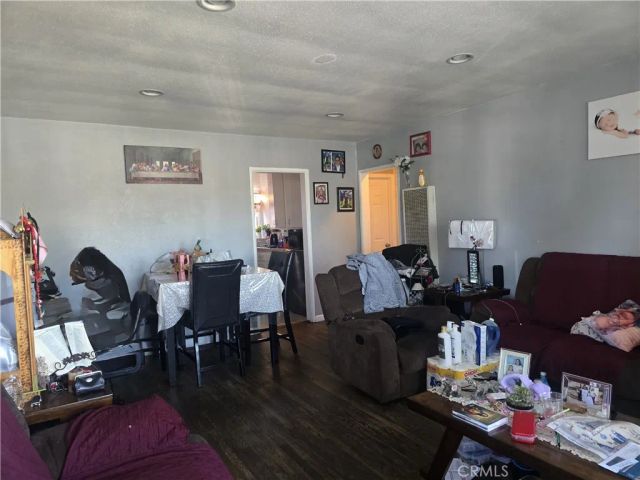 301 W Magnolia, Compton, CA 90220