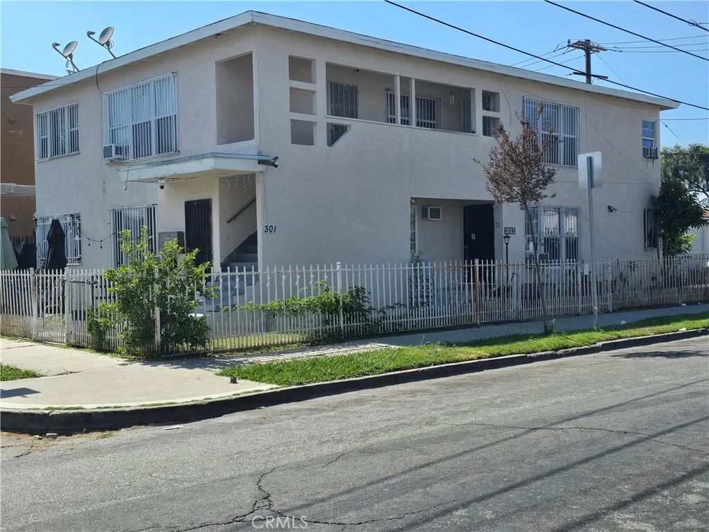 301 W Magnolia, Compton, CA 90220