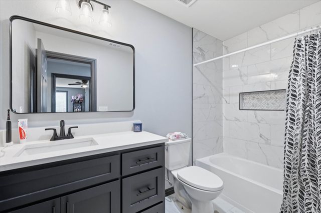 12523 County Road 2138, Kemp, TX 75143