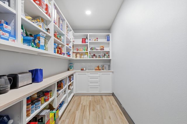 12523 County Road 2138, Kemp, TX 75143