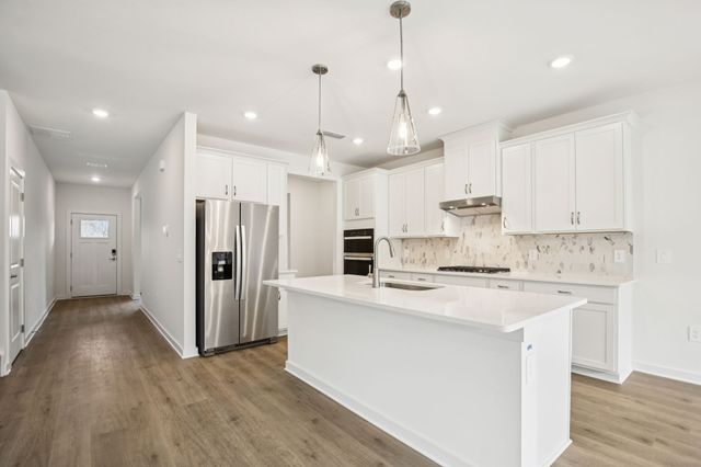 112 Vanguard Drive, La Vergne, TN 37086