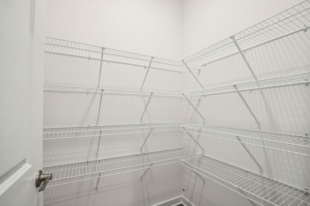 112 Vanguard Drive, La Vergne, TN 37086