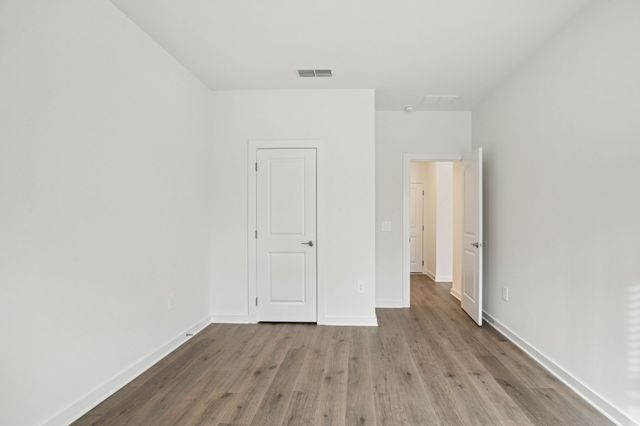 112 Vanguard Drive, La Vergne, TN 37086