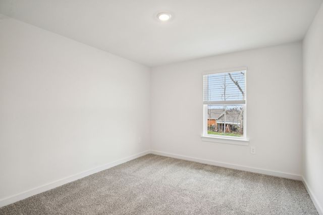 112 Vanguard Drive, La Vergne, TN 37086