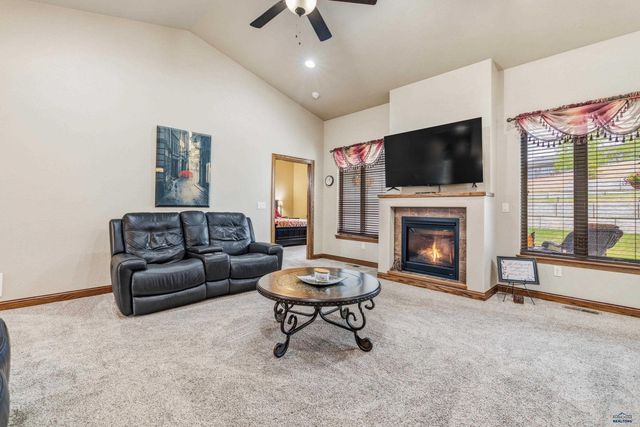 321 DUNBAR CT, Rapid City, SD 57701