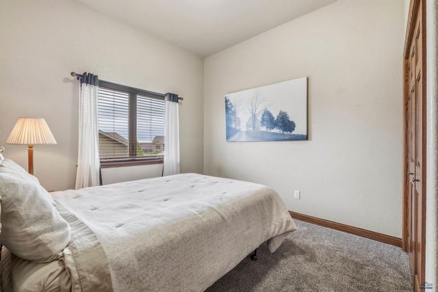 321 DUNBAR CT, Rapid City, SD 57701