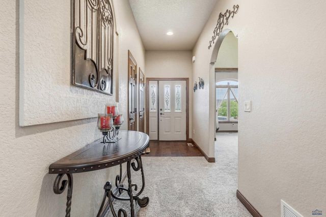 321 DUNBAR CT, Rapid City, SD 57701