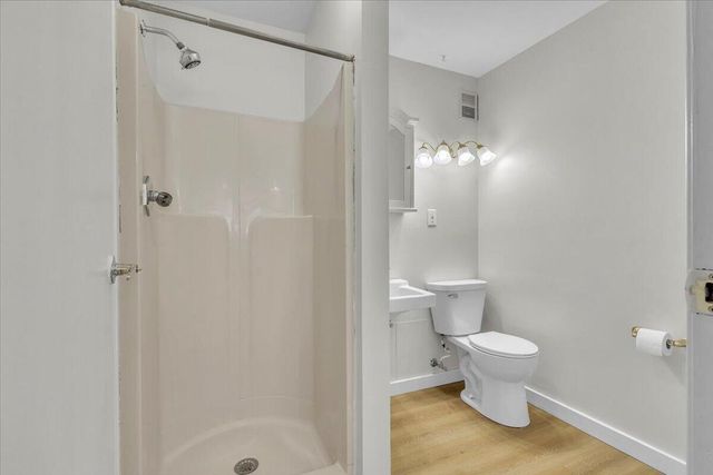 215 Glencove Drive, Michigan City, IN 46360