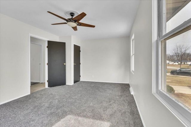 215 Glencove Drive, Michigan City, IN 46360