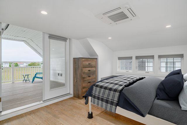 1033 Reef Road, Fairfield, CT 06824