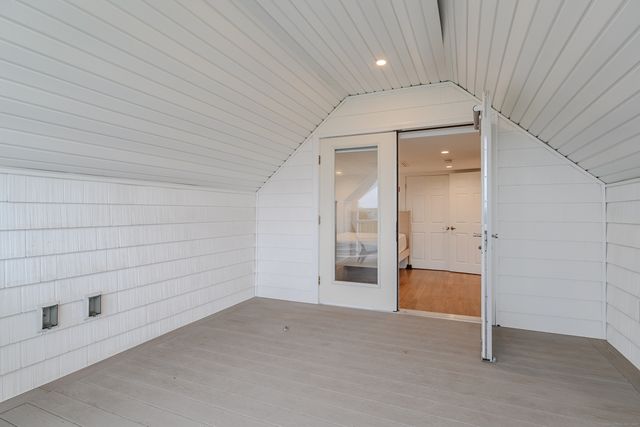 1033 Reef Road, Fairfield, CT 06824