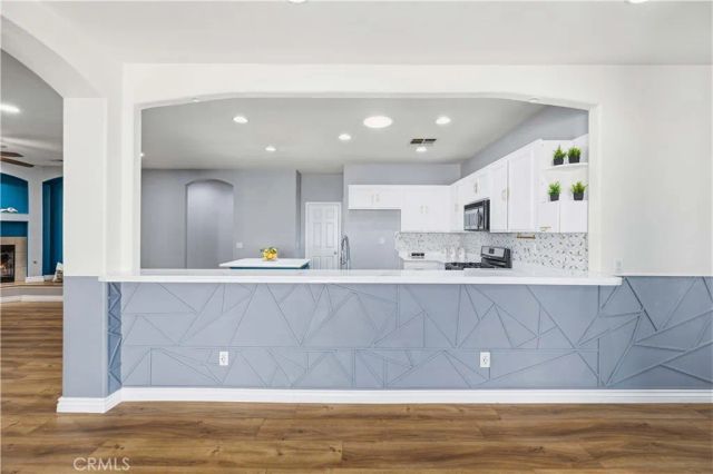 4121 W Avenue J6, Lancaster, CA 93536