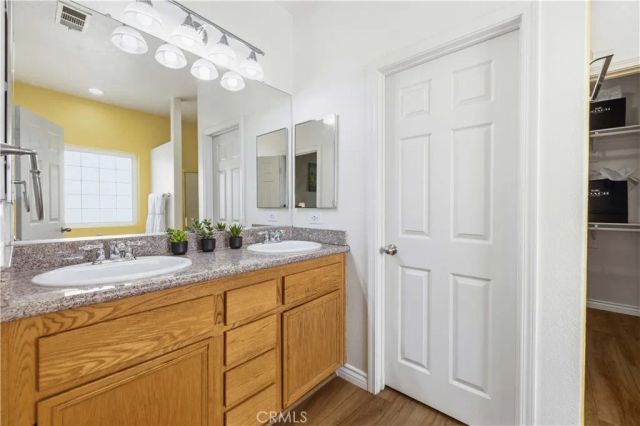 4121 W Avenue J6, Lancaster, CA 93536