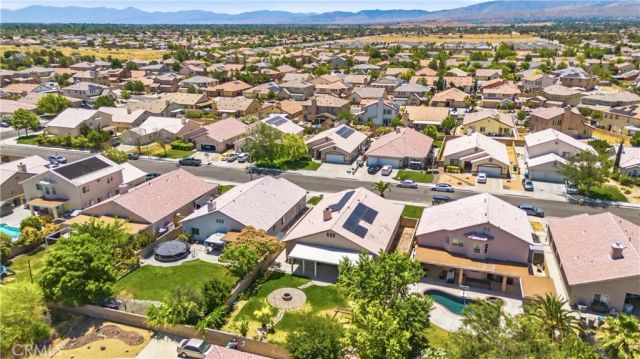 4121 W Avenue J6, Lancaster, CA 93536
