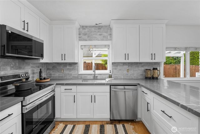 1623 Palm Avenue, Everett, WA 98203