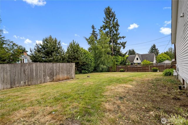 1623 Palm Avenue, Everett, WA 98203