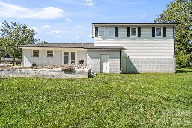 525 Kelly Avenue, Mooresville, NC 28115