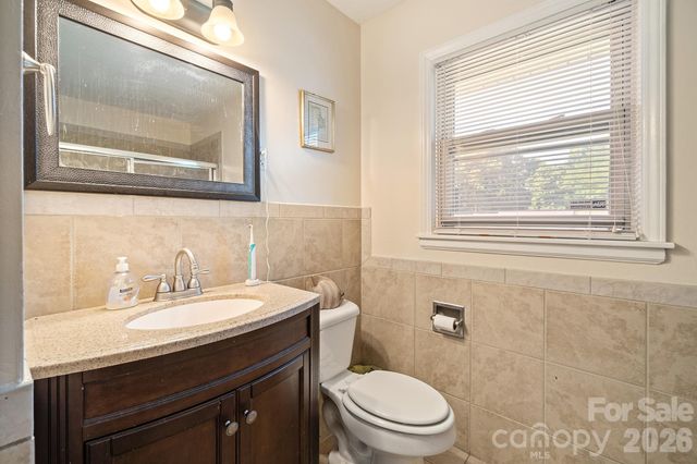 525 Kelly Avenue, Mooresville, NC 28115