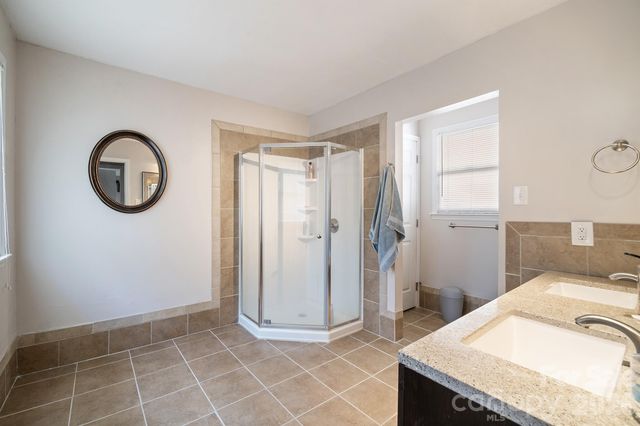 525 Kelly Avenue, Mooresville, NC 28115