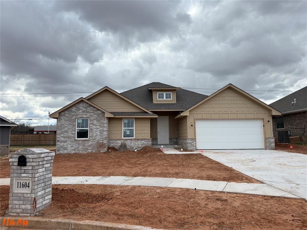 11604 SW 15th Terrace, Yukon, OK 73099