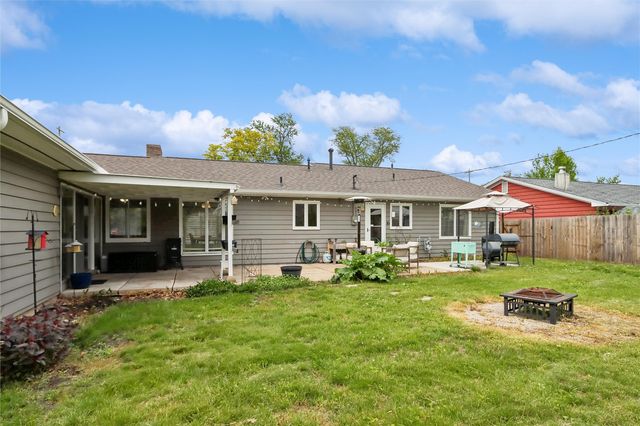 1241 29th Street NE, Cedar Rapids, IA 52402