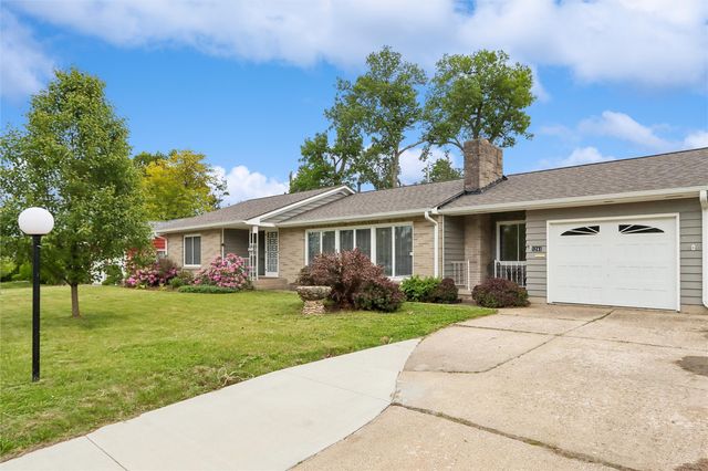 1241 29th Street NE, Cedar Rapids, IA 52402