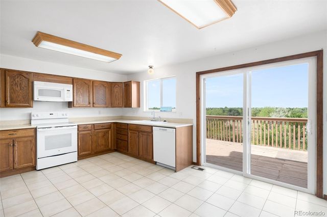 9295 W 77th Drive, Arvada, CO 80005