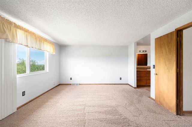 9295 W 77th Drive, Arvada, CO 80005