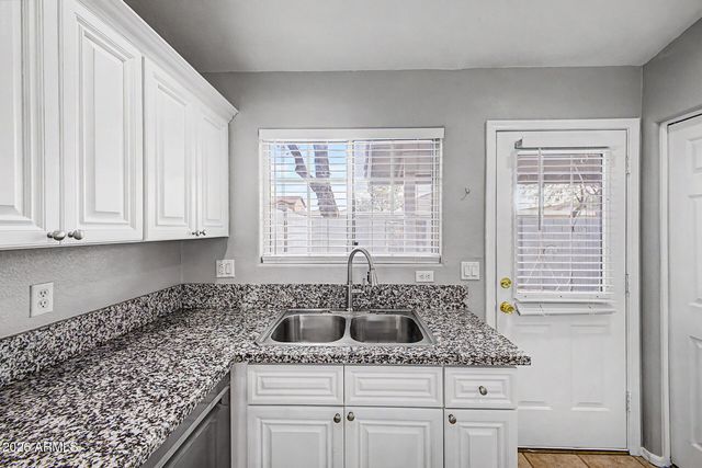 860 N MCQUEEN Road 1114, Chandler, AZ 85225