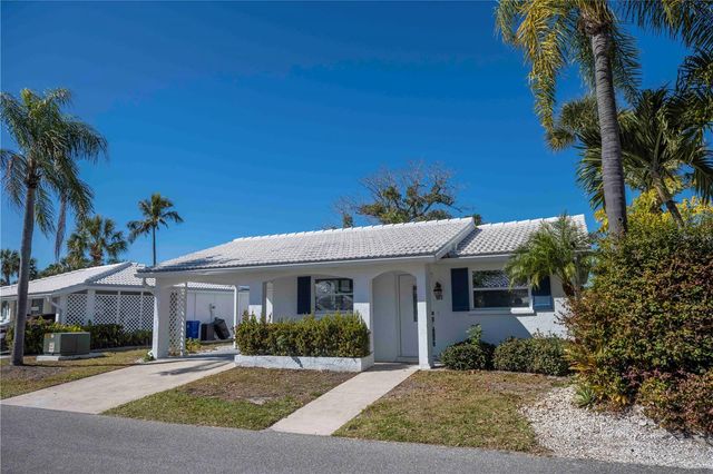 563 SPANISH DRIVE S, Longboat Key, FL 34228