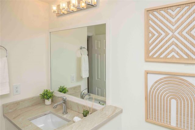 563 SPANISH DRIVE S, Longboat Key, FL 34228