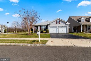 1 COLONIAL WAY, Allentown, NJ 08501