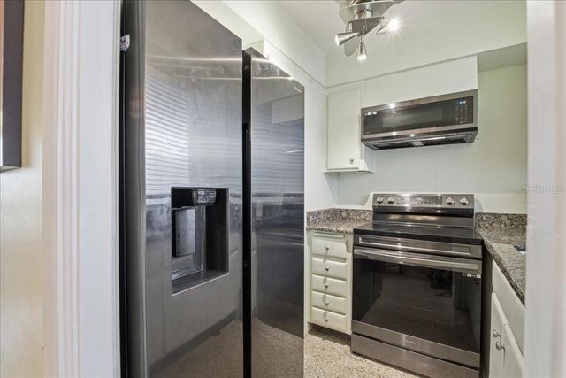 200 N BETTY LANE 1C, Clearwater, FL 33755