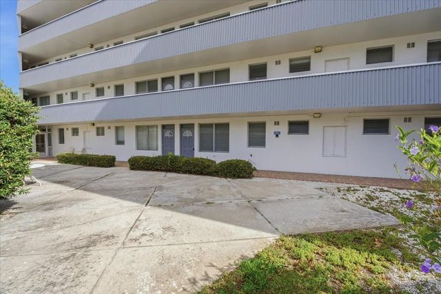 200 N BETTY LANE 1C, Clearwater, FL 33755