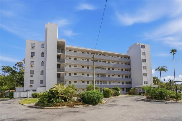 200 N BETTY LANE 1C, Clearwater, FL 33755