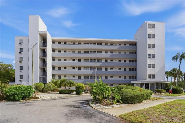 200 N BETTY LANE 1C, Clearwater, FL 33755