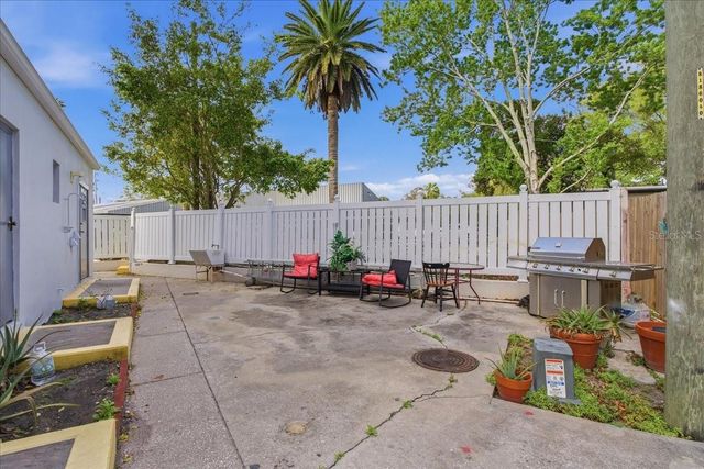 200 N BETTY LANE 1C, Clearwater, FL 33755